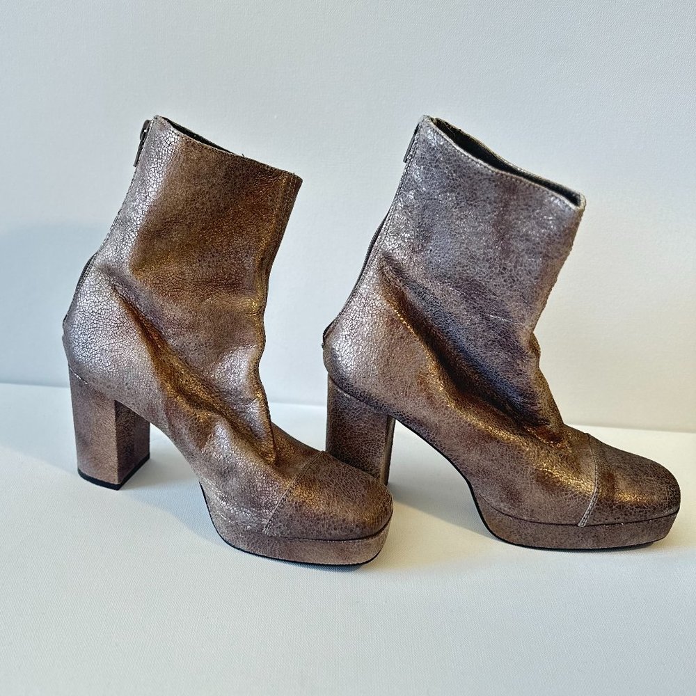 Copper Shinny Healed Short Boots